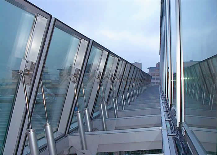37 natuurlijk daklicht en ventilatie